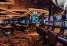 Does online lottery betting follow fixed entry window schedules?